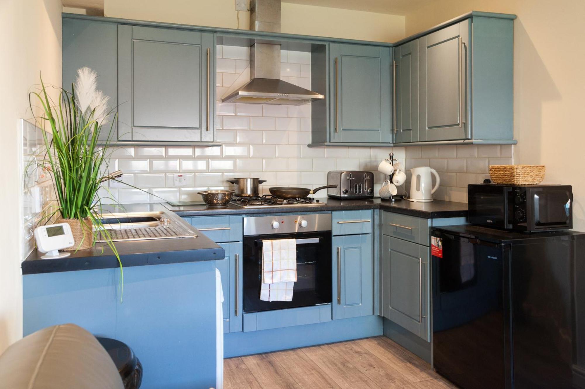Pinfold Court Apartments Ноуслі Екстер'єр фото